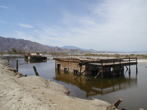 Underwater buildings